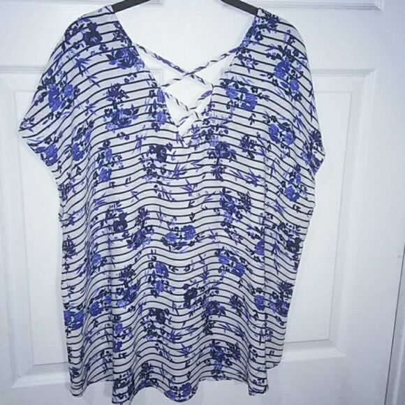 Torrid Floral Georgette Crossback Grommet Sleeveless Floral Top Tank 4X - Picture 3 of 10